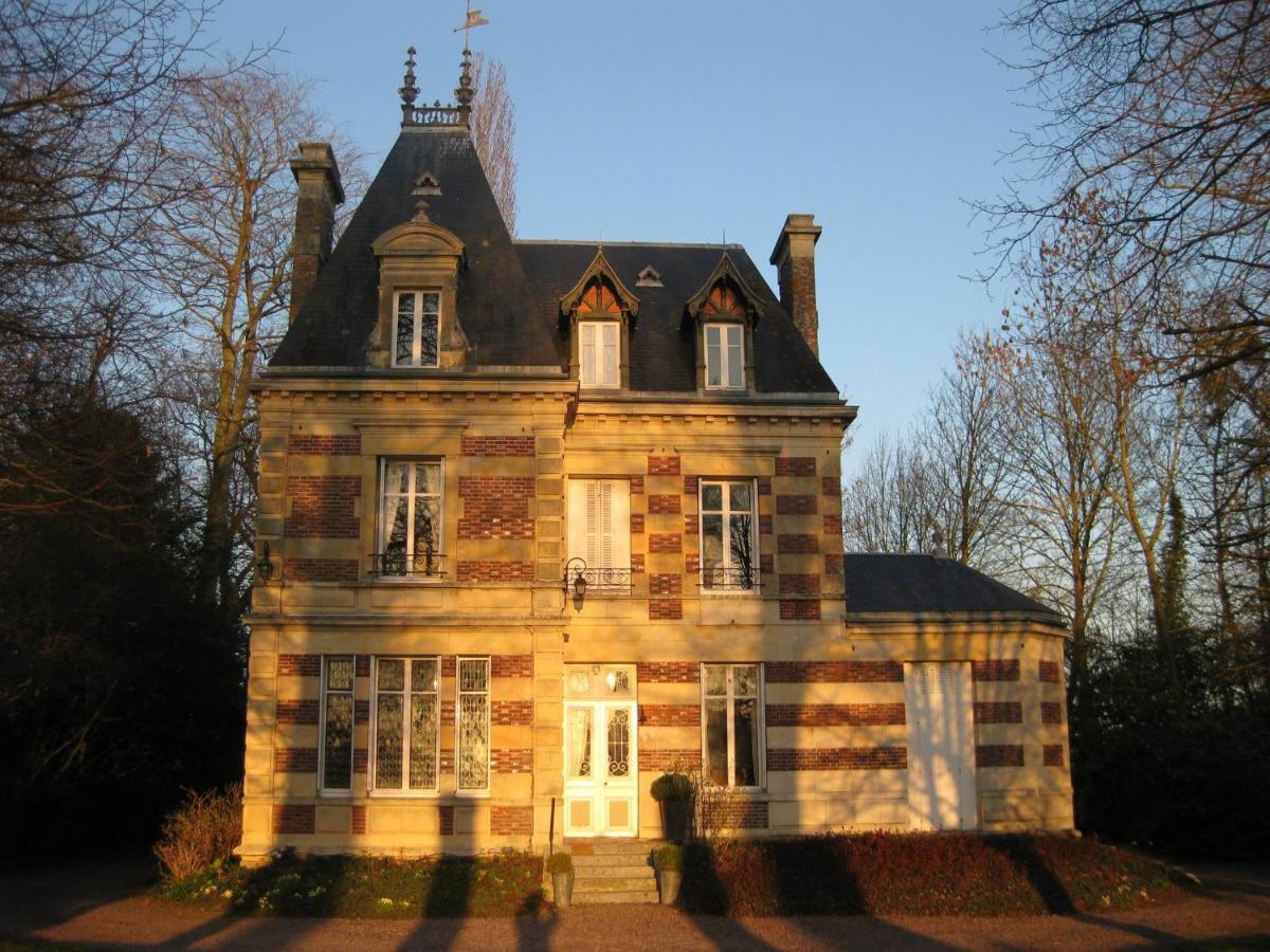 Chateau De Launay Méry-Corbon Buitenkant foto