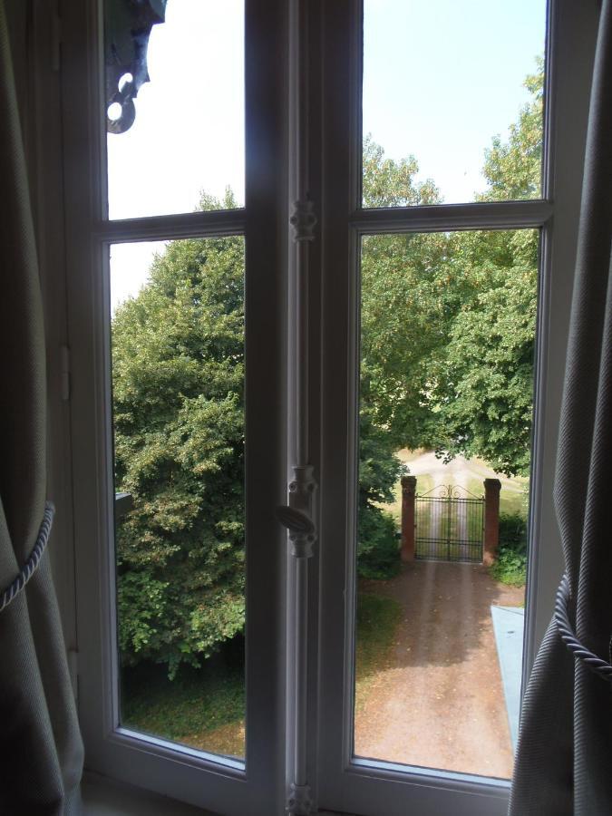 Chateau De Launay Méry-Corbon Kamer foto
